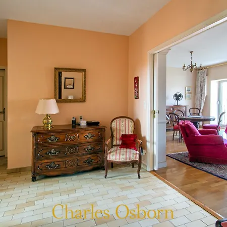 Apartmán The Old School Atypical - Haussmannian For 5 *